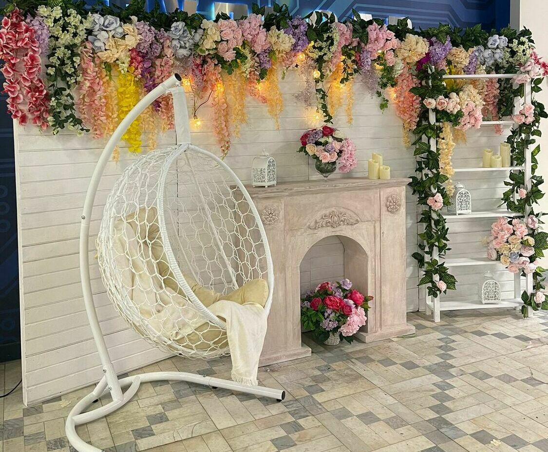 фотозона с цветами на 8 марта фотозона с цветами на 8 марта