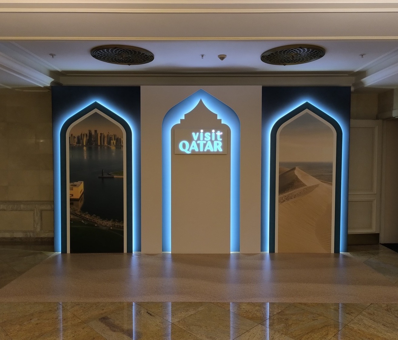 Баннер с ПВХ Баннер с ПВХ