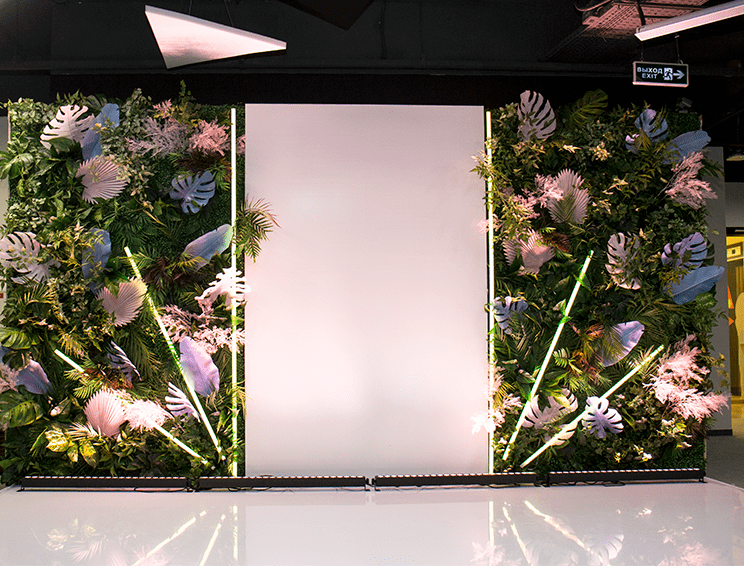 Фотозона фитостена тропики с неоном Фотозона фитостена тропики с неоном